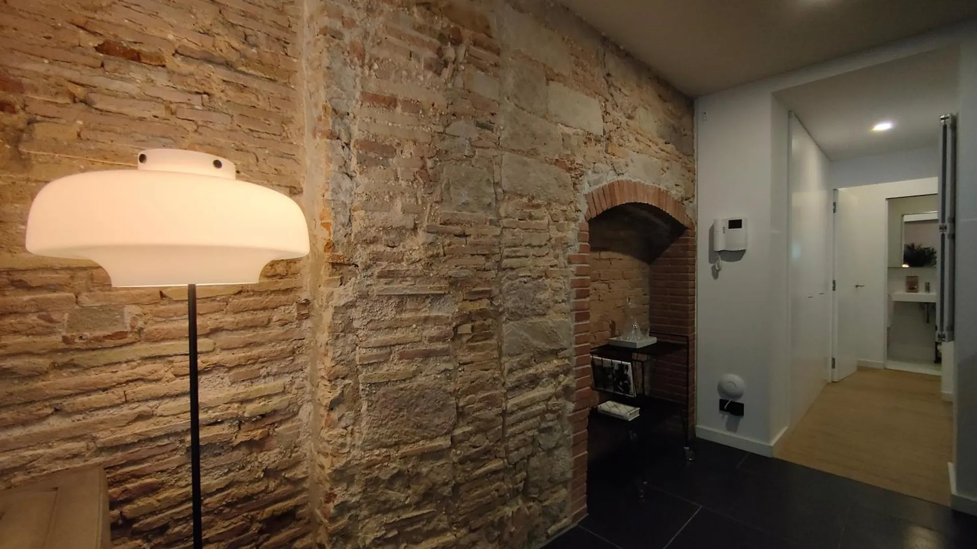 Luxury 2Br&2Washrooms City Center Βαρκελώνη Διαμέρισμα